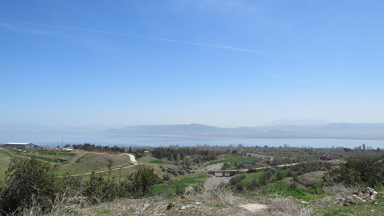 Burdur Gölü ve çevresindeki araziler