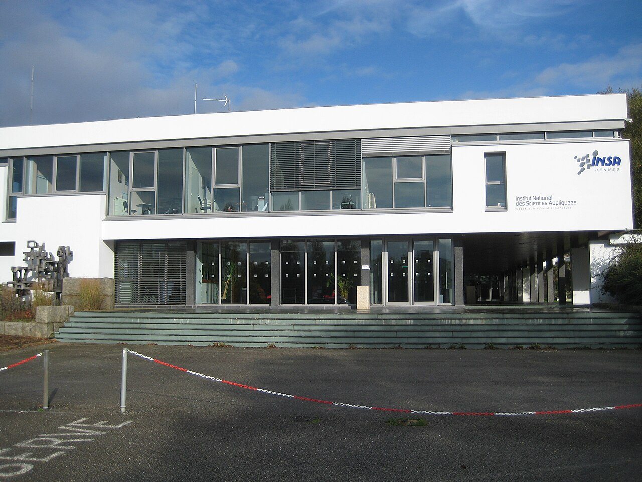 INSA Rennes binası